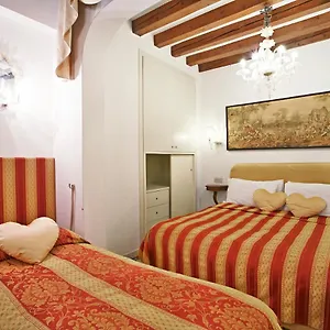 San Luca Flats Aparthotel Venice